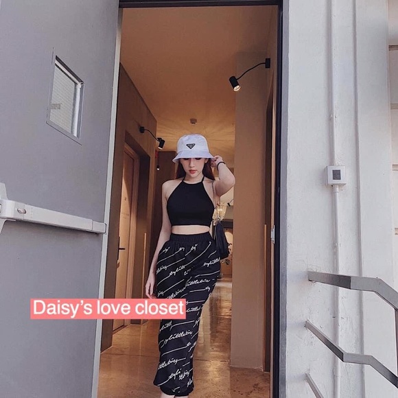 Set 2 pieces, sport pant with backless shirt - Picture 3 of 4